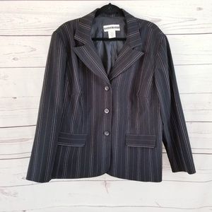 🎈Final Sale🎈 Black Blazer Pinstripes Plus